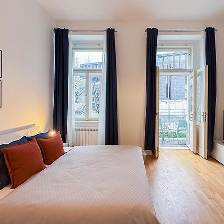 Turnkey I Wenceslas Square Apartments Prága Kültér fotó